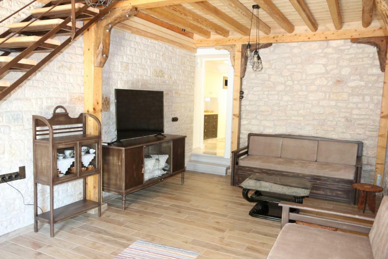 Aknato Villa Vlikhón Buitenkant foto